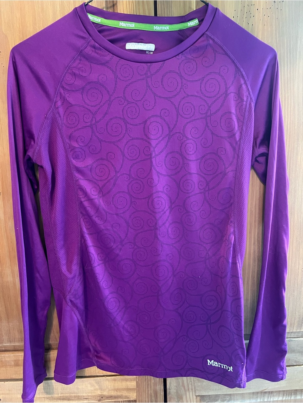 Marmot Women's Purple Long-Sleeve Shirt Performance Top Layer Medium